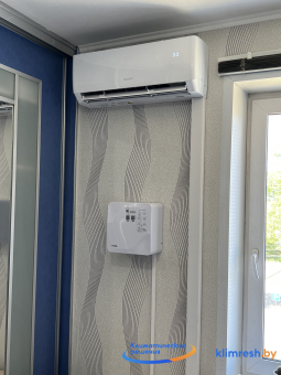 Кондиционер Gree Pular Inverter R32 GWH12AGBXB-K6DNA4C глянцевая панель до 35 м² с Wi-Fi