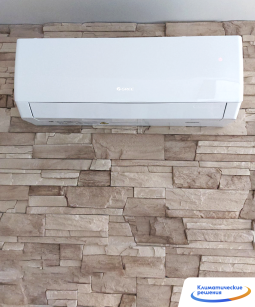 Кондиционер Gree Pular Inverter R32 GWH12AGBXB-K6DNA4C глянцевая панель до 35 м² с Wi-Fi